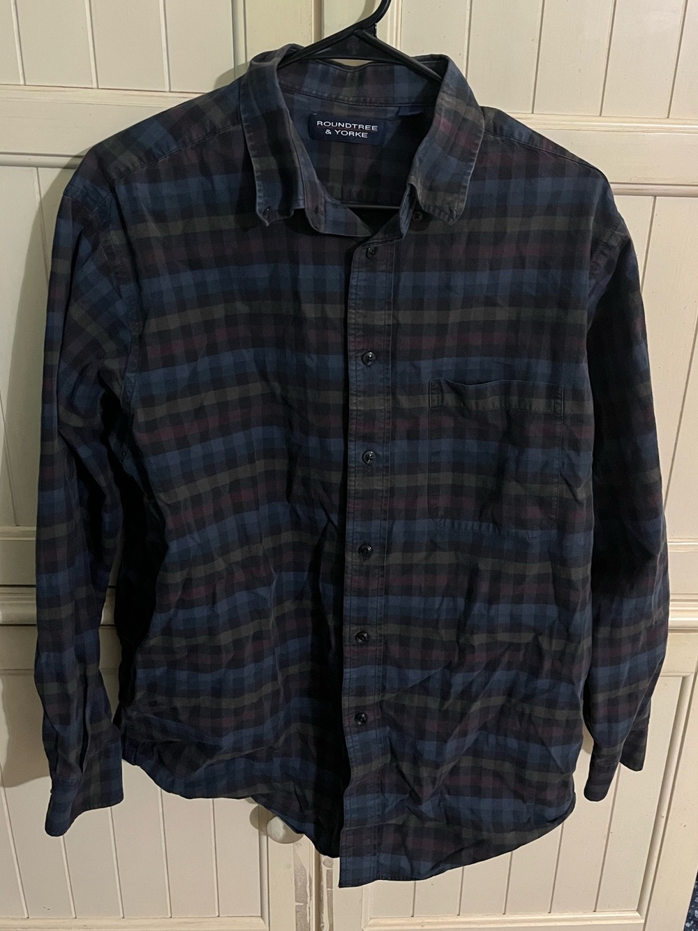 Roundtree & Yorke Plaid Button Down Shirt